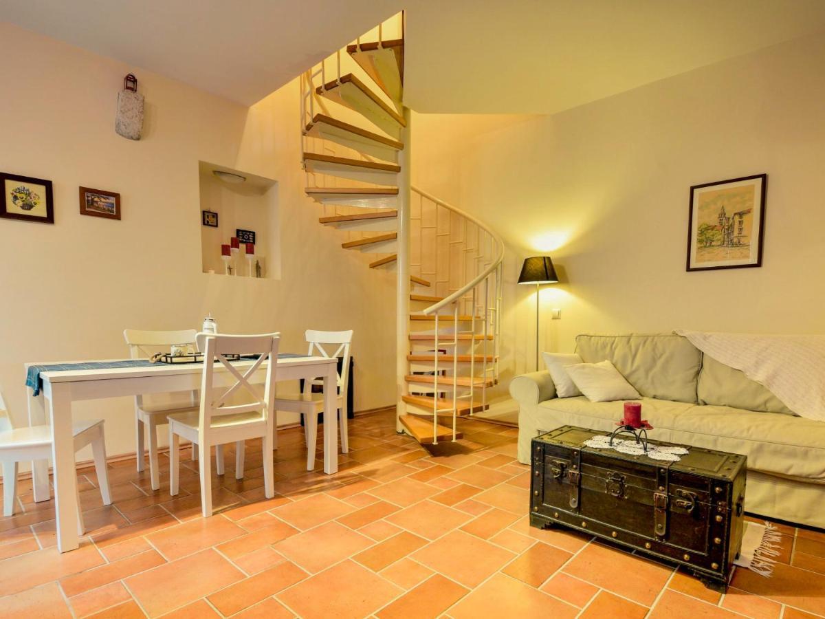 Holiday Home Mali Dvori By Interhome Дикло Екстериор снимка