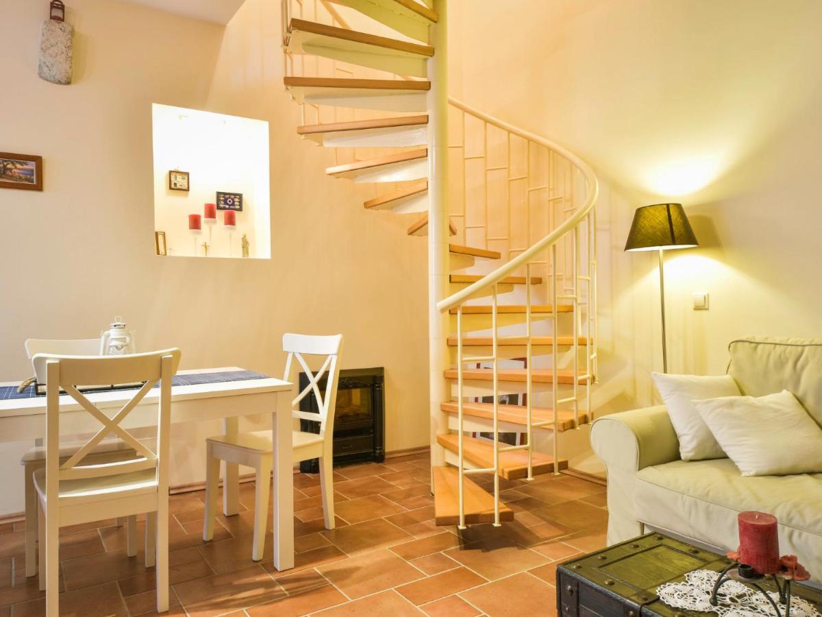 Holiday Home Mali Dvori By Interhome Дикло Екстериор снимка